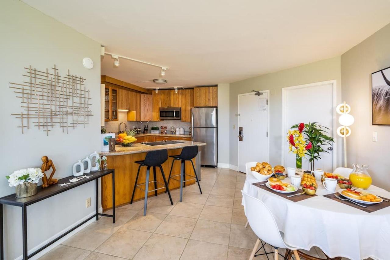 ויילי Penthouse 1 Bd King Suite With Ocean Views! מראה חיצוני תמונה