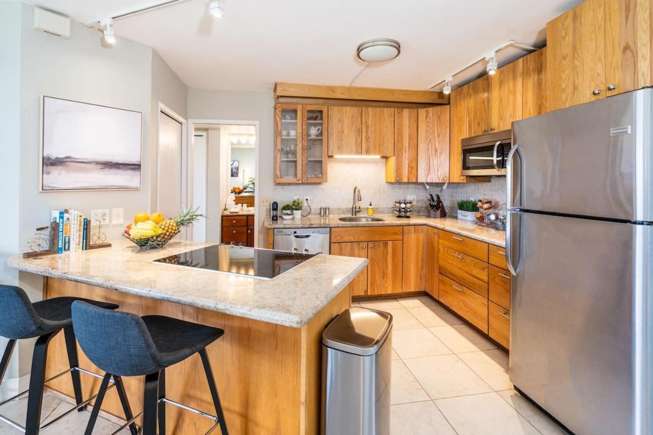 ויילי Penthouse 1 Bd King Suite With Ocean Views! מראה חיצוני תמונה